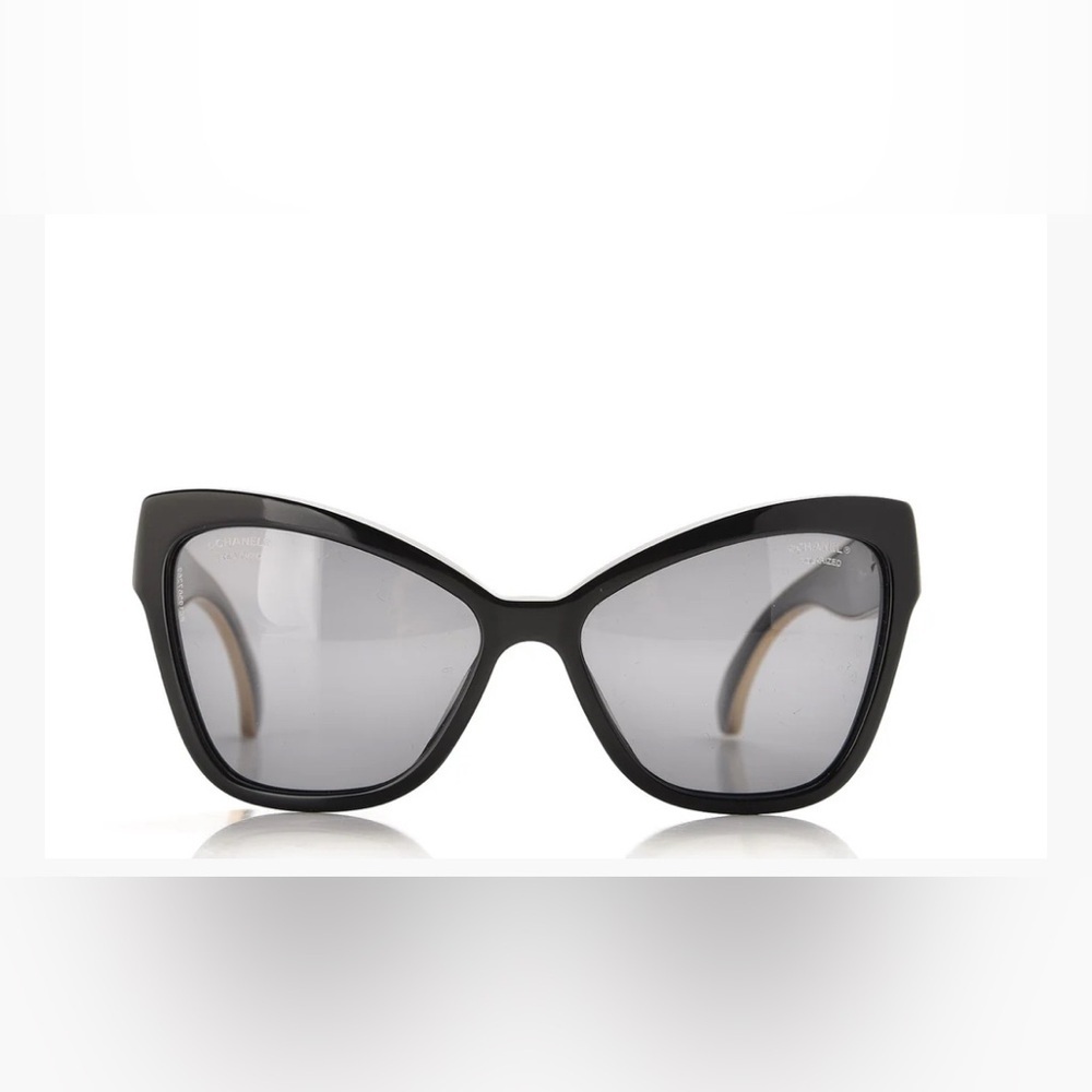 CHANEL Elegant Black and gold trim Sunglasses with accessories FLAWLESS - Picture 8 of 16